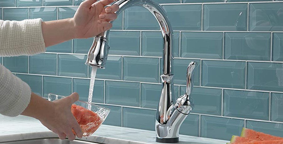 Best Touchless Kitchen Faucets Reviews