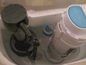 Fixing the toilet inlet valve